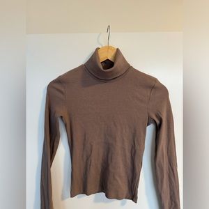 Zara turtle neck cropped ribbed top
